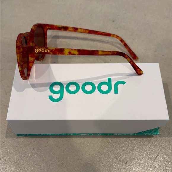 CCO! NIB Goodr Exclusive “Disco Desert Dust” Polarized Circle G Sunglasses - Picture 4 of 10